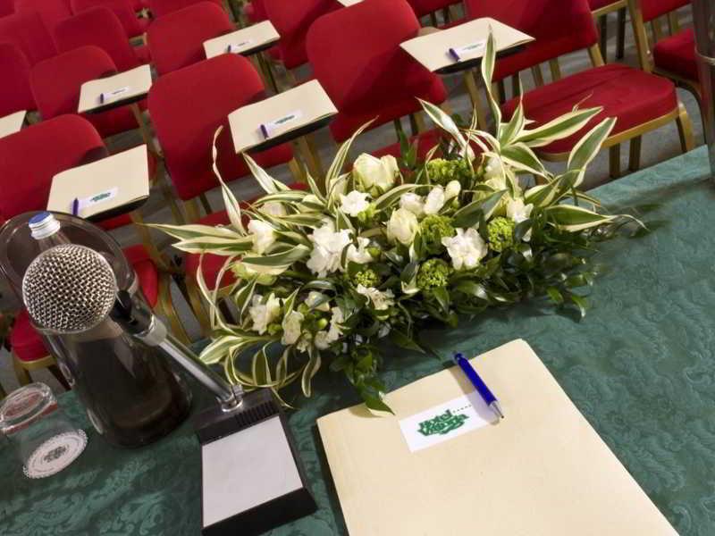 Hotel Vittoria Песаро Екстериор снимка The 2016 conference