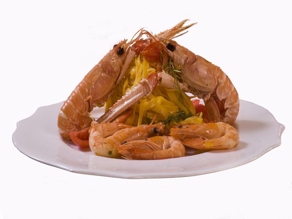 Hotel Vittoria Песаро Екстериор снимка Shrimp and pasta