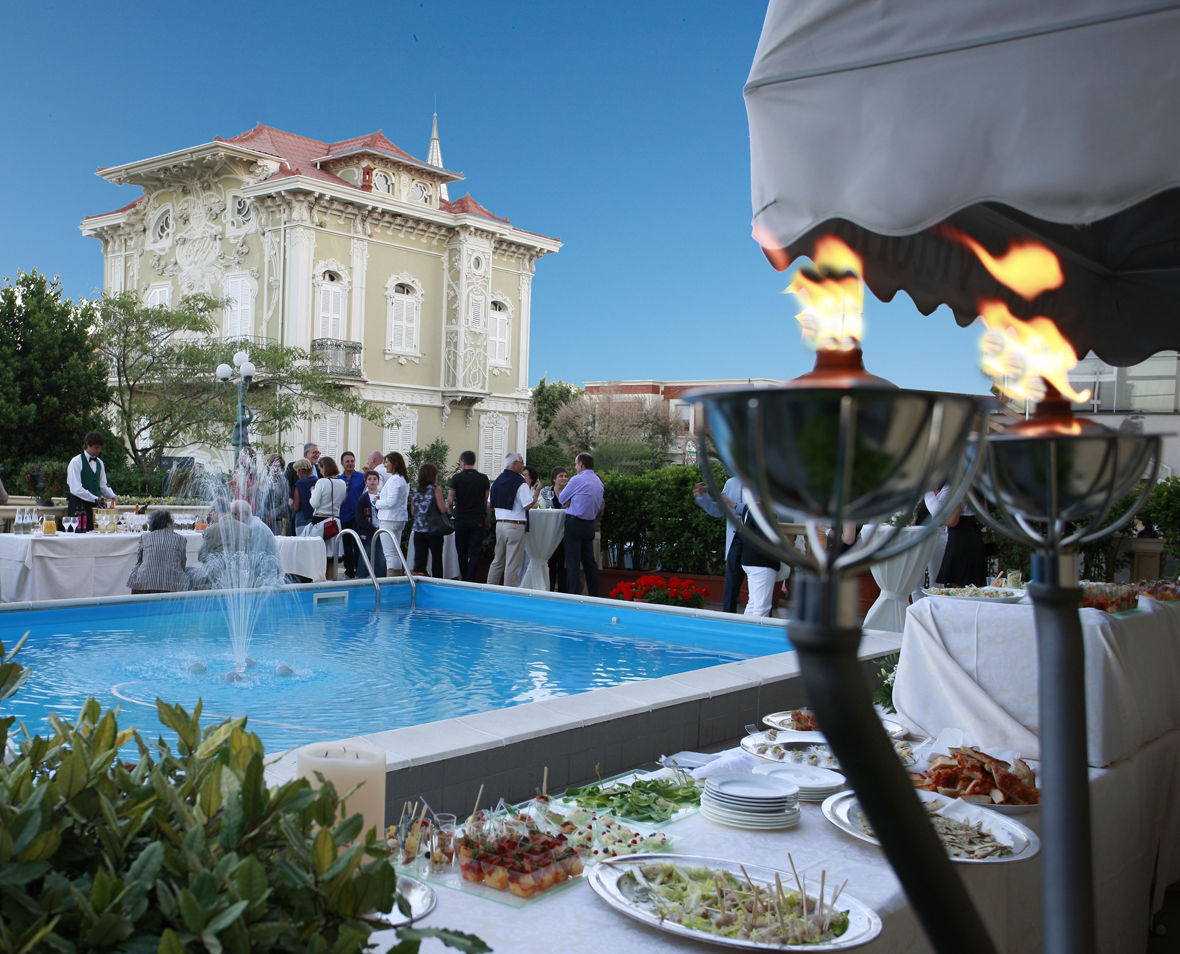 Hotel Vittoria Песаро Съоръжения снимка The Villa's pool
